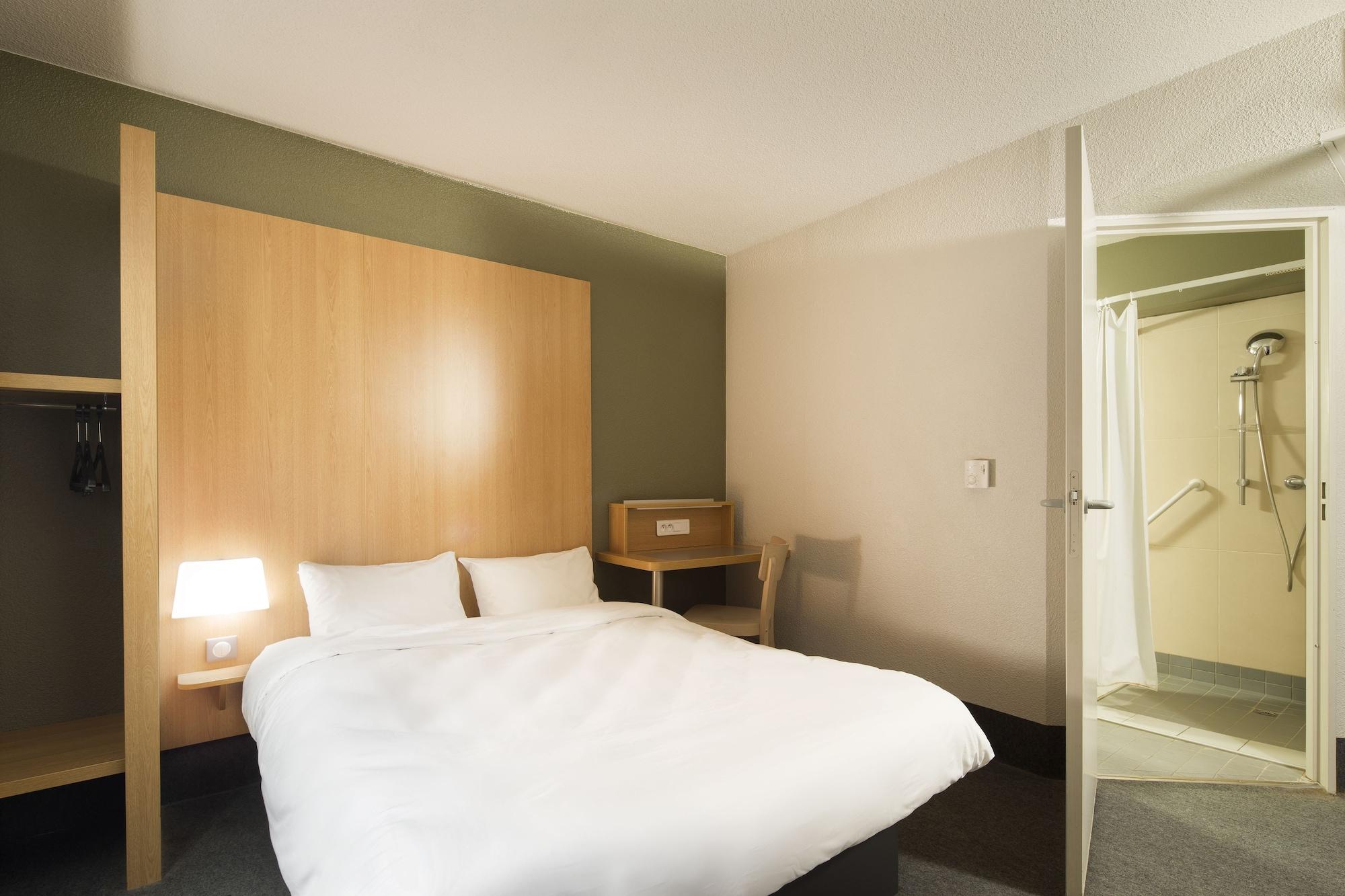 B&B Hotel Paris Romainville Noisy-Le-Sec Экстерьер фото