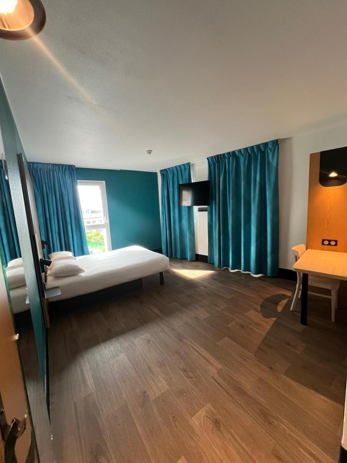 B&B Hotel Paris Romainville Noisy-Le-Sec Экстерьер фото
